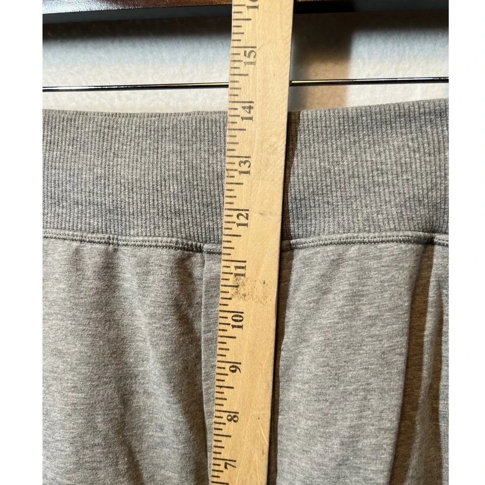 Lululemon Grey Jogger Sweatpants Size L Casual Lounge Zip Pocket - Picture 5 of 12
